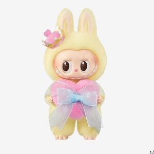 Labubu “Let’s Checkmate” vinyl hanging plush doll one size NWT